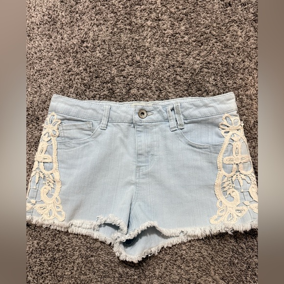 Jolt Pants - Jolt Light Blue Jean Shorts with Cream Lace